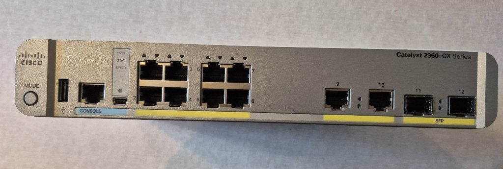 Cisco Catalyst 2960-CX Series (WS-C2960CX-8TC-L), Ophalen, Gebruikt