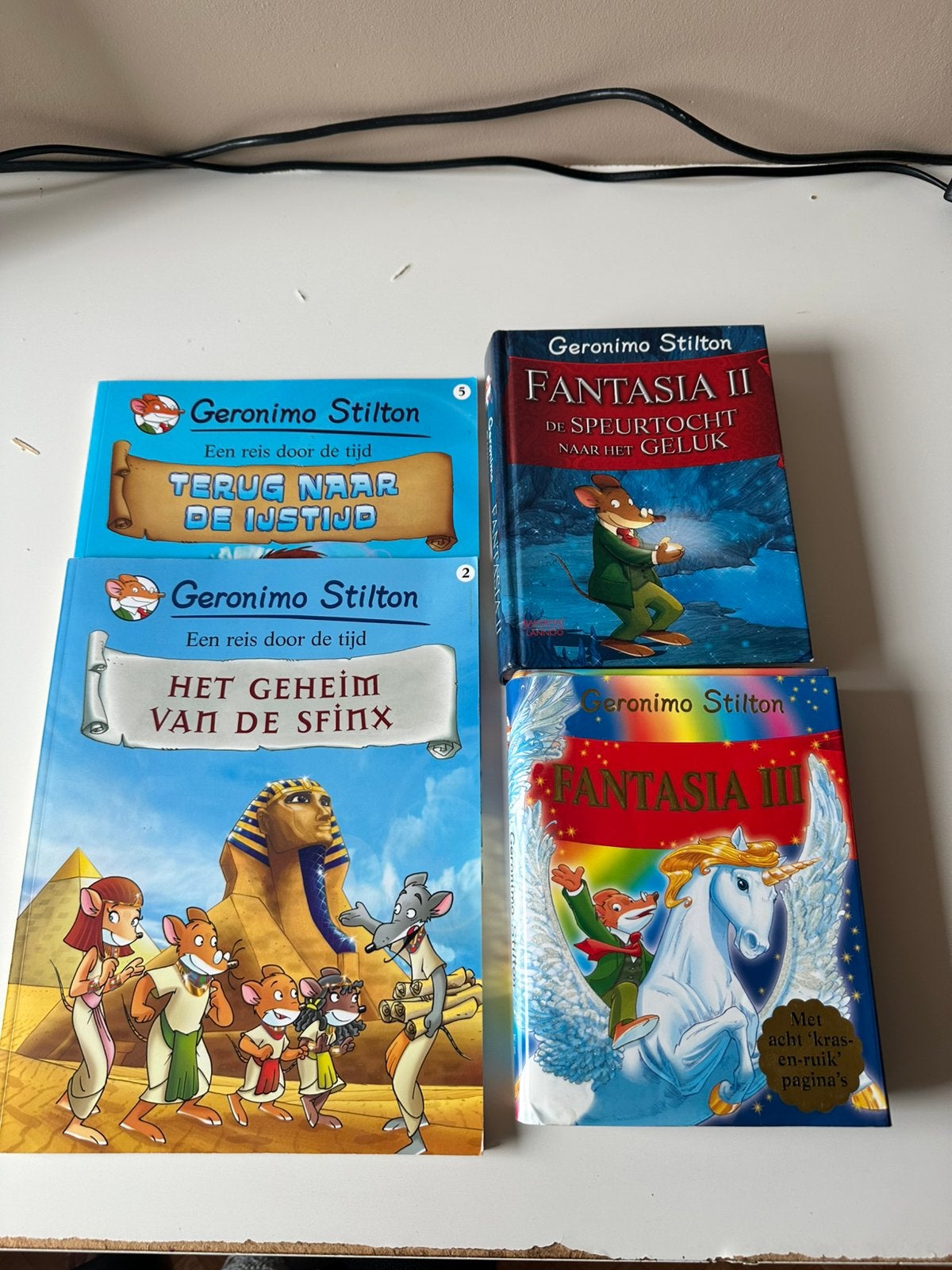 Geronimo stilton, Livres, Contes & Fables, Enlèvement ou Envoi, Comme neuf