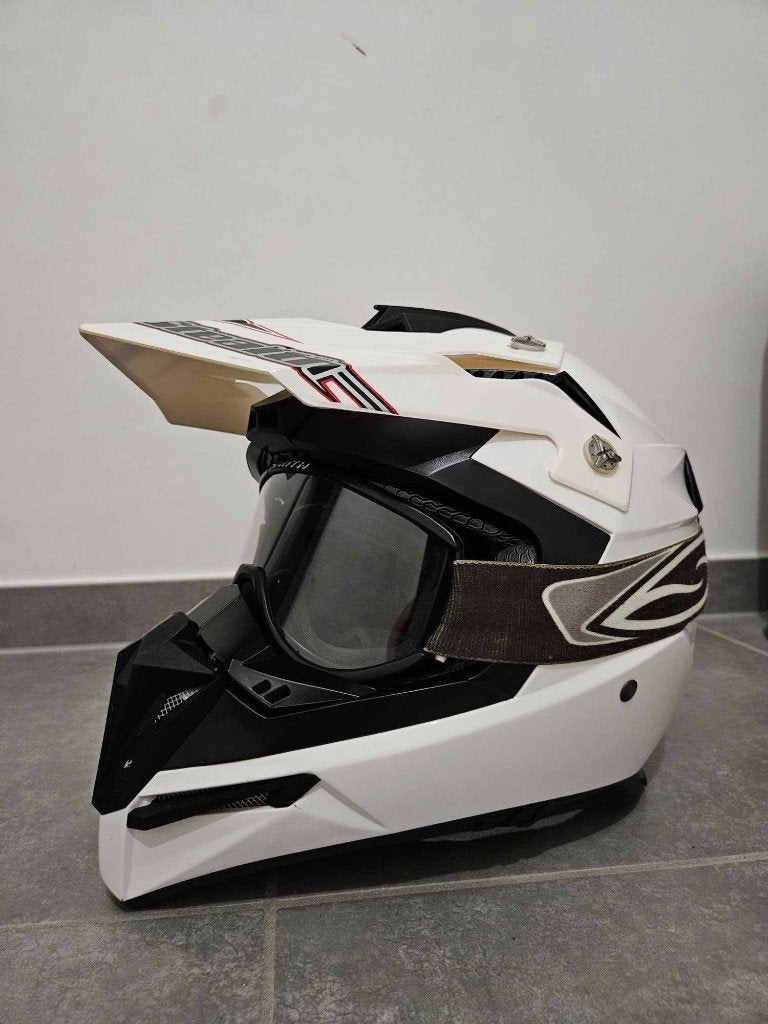 Motor helm Stealth, Motoren, Kleding | Motorhelmen, M, Tweedehands, Ophalen, Overige merken