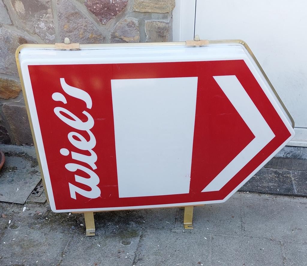 Wiel's beer dubbelzijdig verlicht bord, Ophalen, Gebruikt, Reclamebord, Plaat of Schild