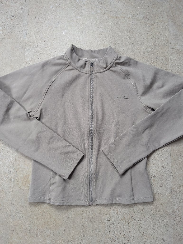 Beige jas AYBL, Kleding | Dames, Sportkleding, AYBL, Verzenden, Beige, Maat 36 (S)