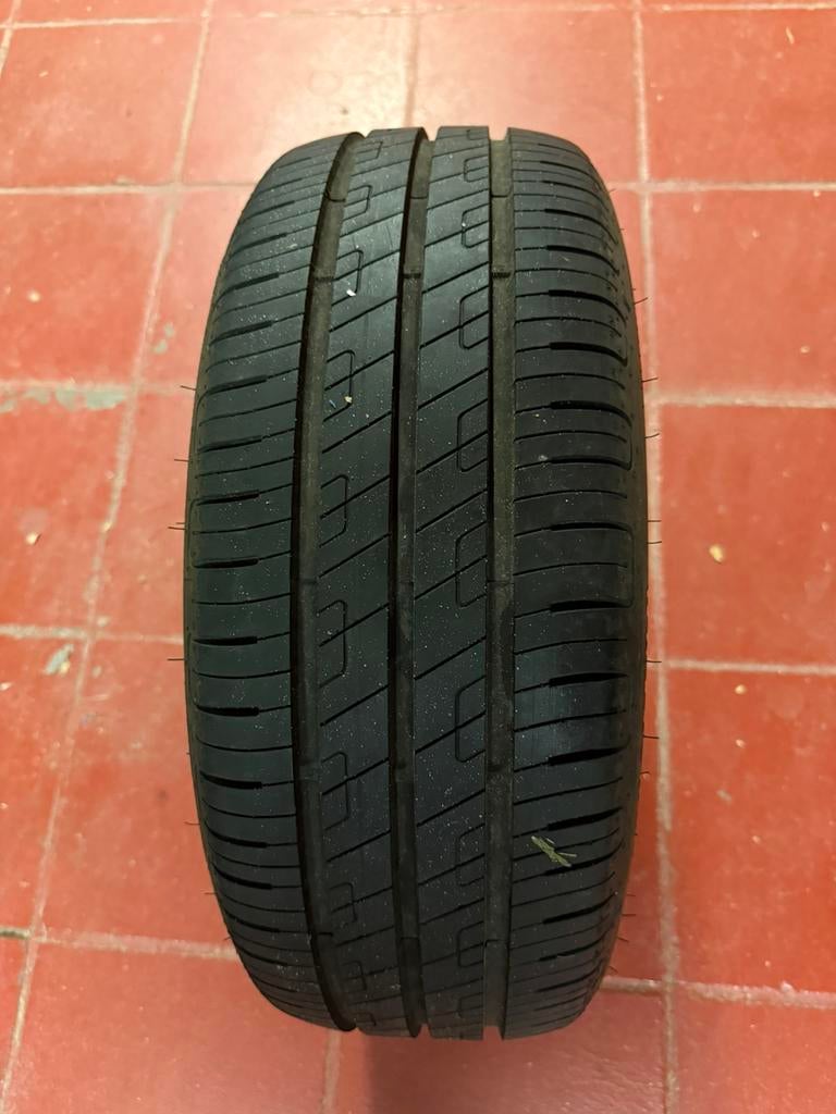 Zomerbanden Fiat 500, Auto-onderdelen, Banden en Velgen, Ophalen, Zomerbanden, Band(en)