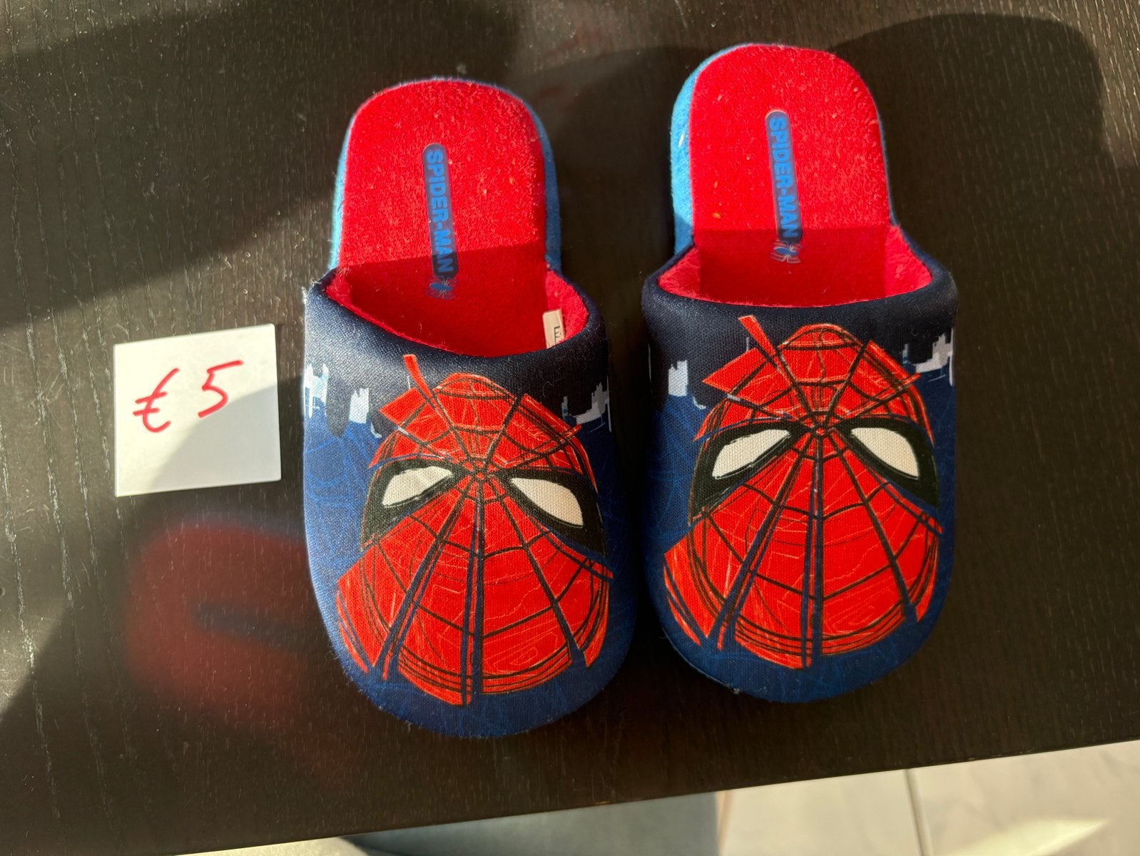 Spiderman pantoffels maat 30, Kinderen en Baby's, Ophalen, Overige typen, Zo goed als nieuw, Jongen