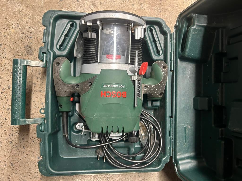 Defonceuse bosch 1400 watt, Comme neuf, Enlèvement, Autres types, 600 watts ou plus