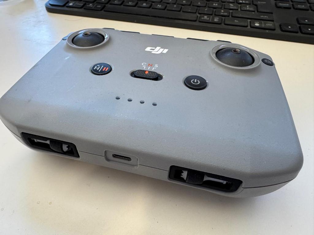 DJI RC-N3 controller, TV, Hi-fi & Vidéo, Drones, Enlèvement ou Envoi, Neuf, Drone professionnel, DJI