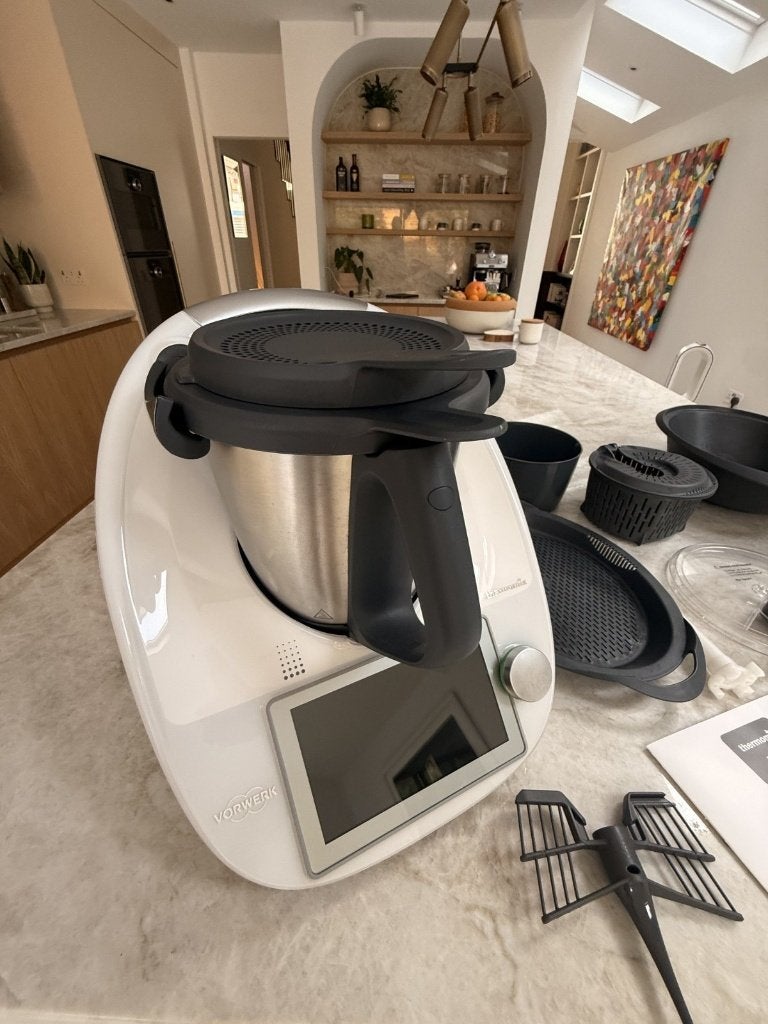 Thermomix TM6 blanc avec accessoires, en excellent état, Electroménager, Enlèvement ou Envoi, Comme neuf