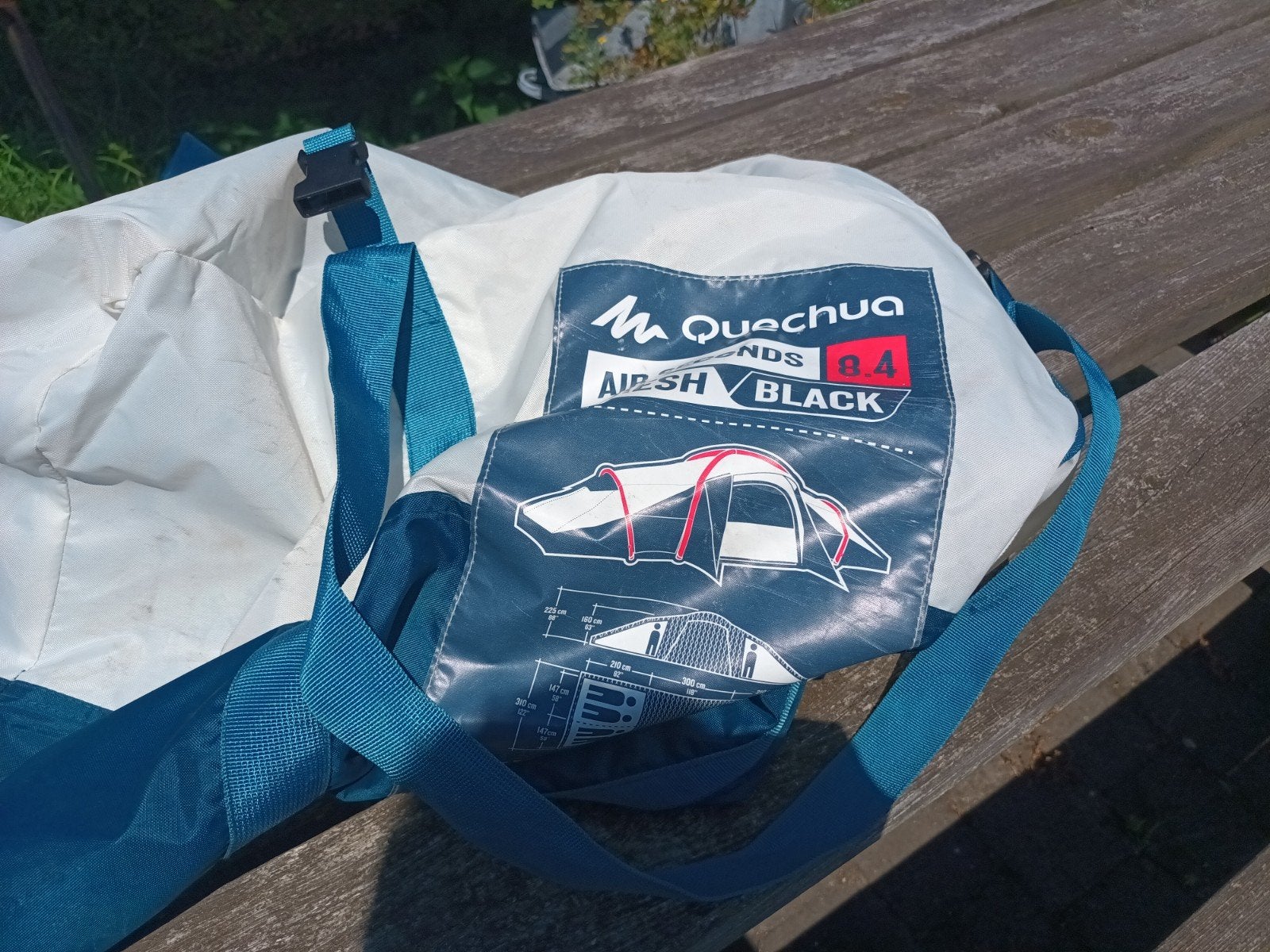 Tent quecha 8 personen Black & fresh, Caravans en Kamperen, Tenten, Ophalen
