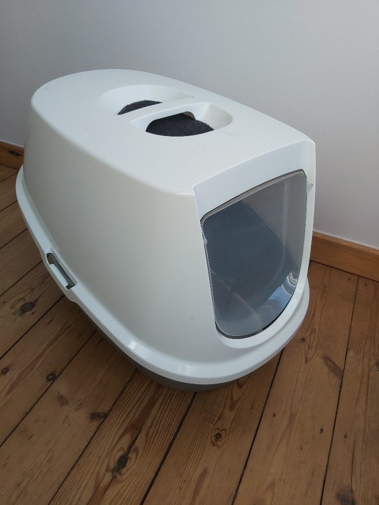 Kattenbak, Ophalen, Zo goed als nieuw, Gesloten