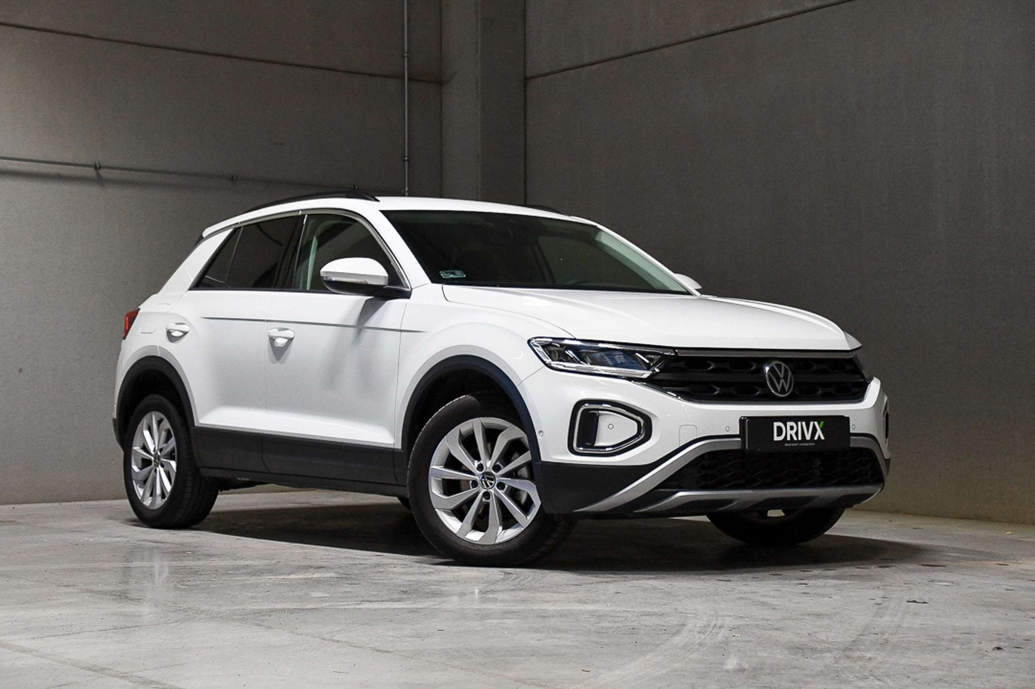 Volkswagen T-Roc 1.5 TSI - DSG - Adaptive Cruise Control - D, Achat, 110 kW, Entreprise, Noir