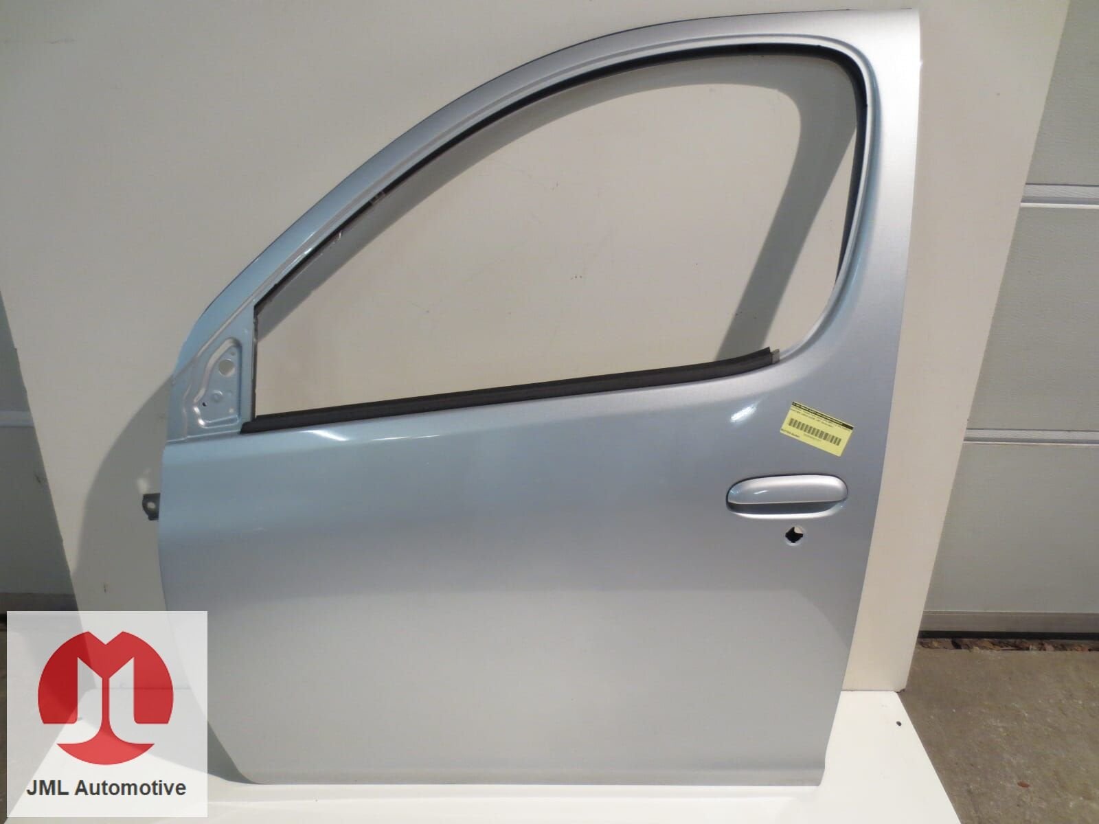 PORTIER DEUR LINKS VOOR TOYOTA YARIS VERSO, -, Toyota, Utilisé, Porte