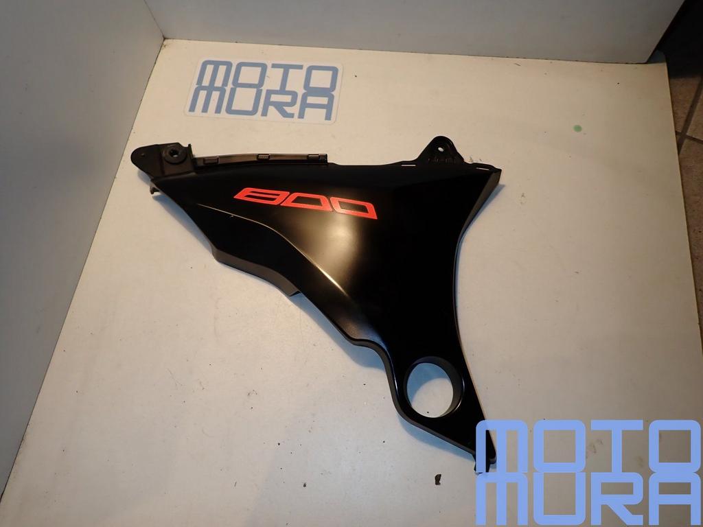 Afdekkap frame rechts de Kawasaki Z800 2012 - 2016 Z 800 zij, Motoren, Onderdelen | Kawasaki, Gebruikt, Ophalen of Verzenden