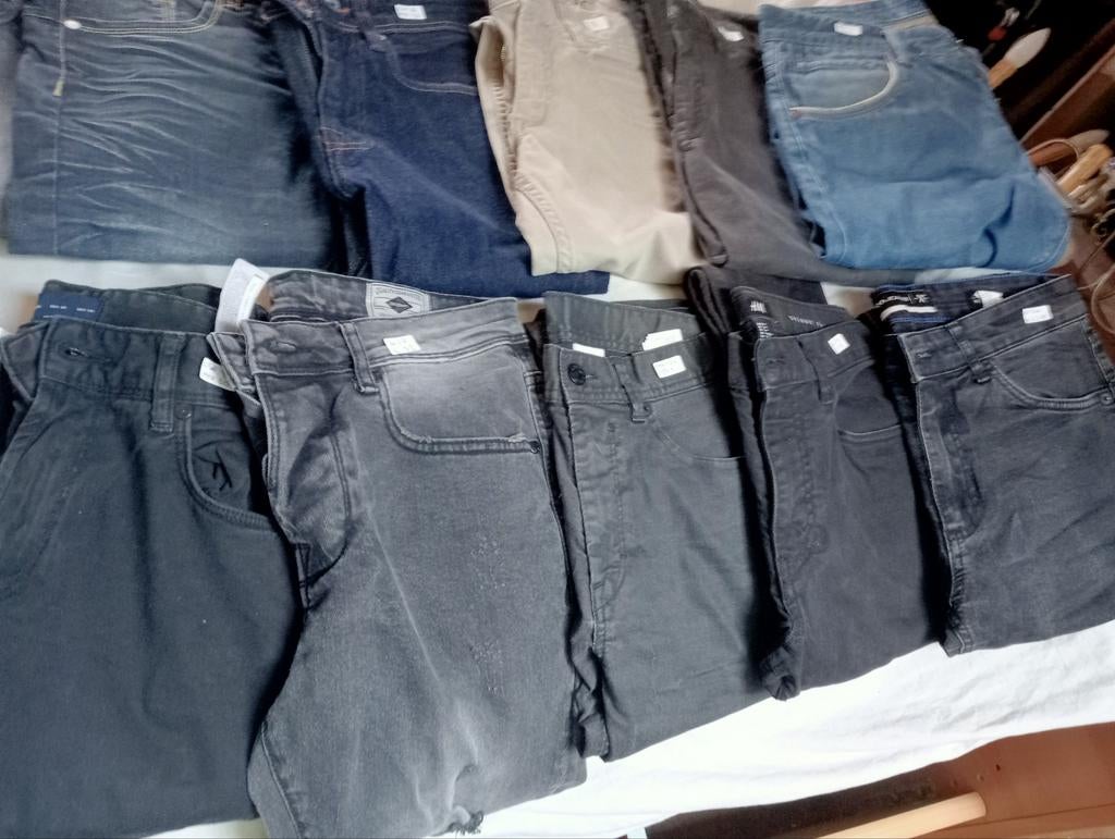 Jeans homme garçon total 19.   Trois jeans 14 ans ++, Enlèvement