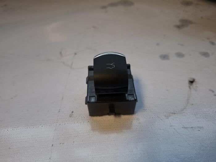 Commutateur hayon d'un Alfa Romeo Stelvio, -, 3 mois de garantie, Utilisé, Alfa Romeo