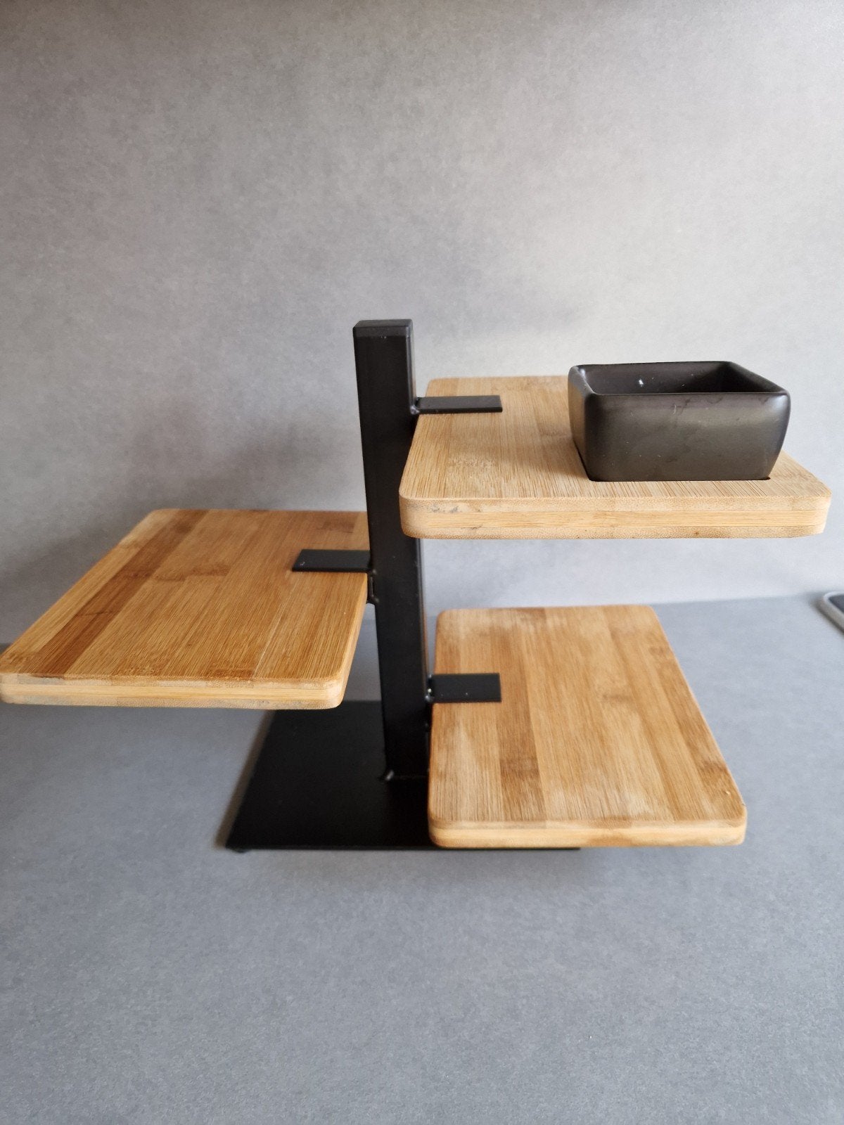 Etagere, Ophalen