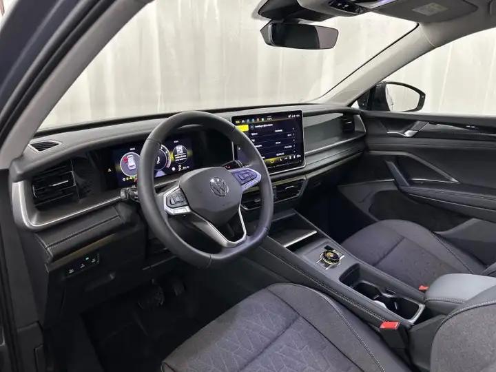 Volkswagen Tayron Tayron R-Line 1.5 eTSI 110 kW (150 ch) 7 v, Auto's, Overige modellen, https://public.car-pass.be/vhr/ff448eef-59a5-4d5a-a4b9-d15656b95076