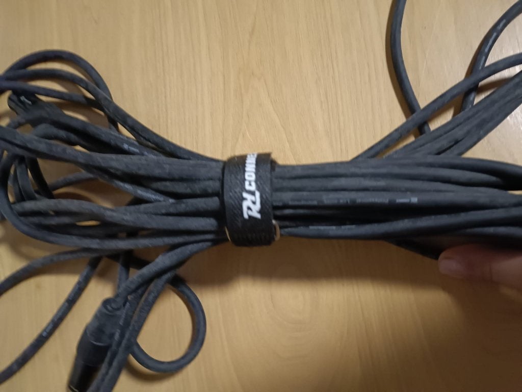 2x - XLR kabels - 6meter, Ophalen, Zo goed als nieuw, 5 tot 10 meter, Luidsprekerkabel