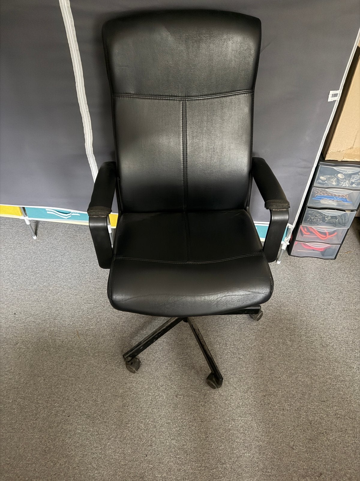 MILLBERGET (Cuir), Enlèvement, Utilisé, Noir, Chaise de bureau