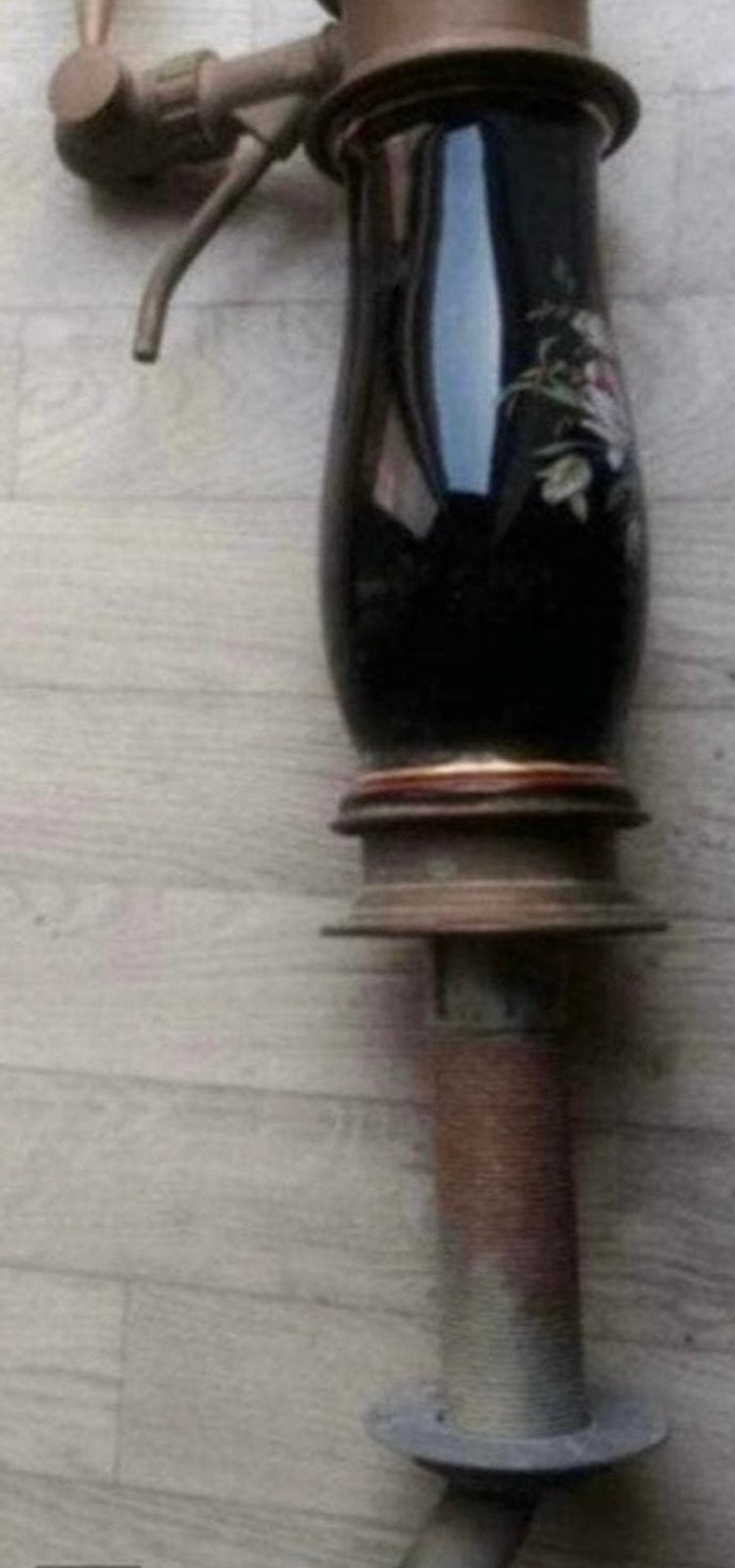 Ancienne pompe à bière, Enlèvement