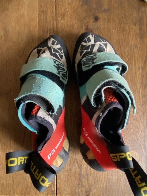 Chaussons Escalade La Sportiva OTAKI Taille 40.0, Sport en Fitness, Ophalen, Gebruikt, Klimsportschoenen