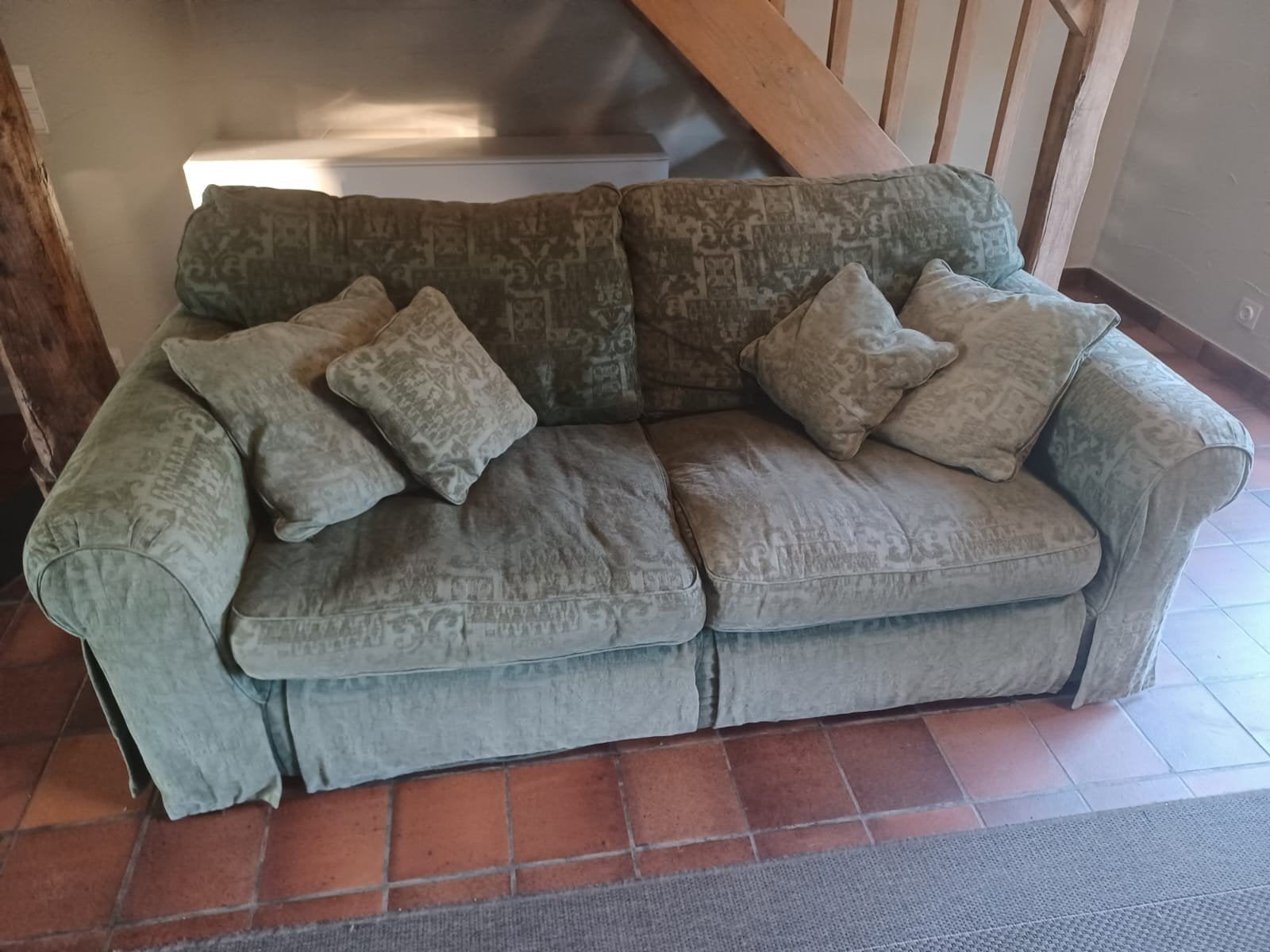 Knusse sofa 3pers met dons gevulde kussens., Ophalen, Hout, Gebruikt, 100 tot 125 cm