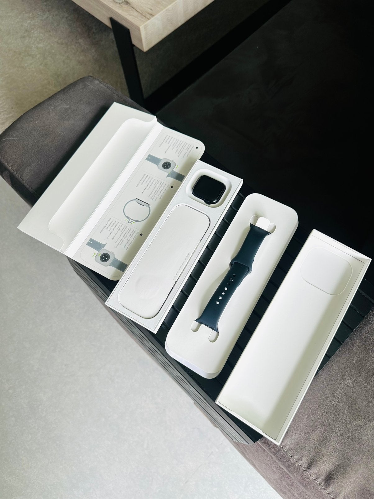 Apple Watch SE (2e génération) noire 40 mm GPS, Enlèvement ou Envoi, Comme neuf, Sans fil