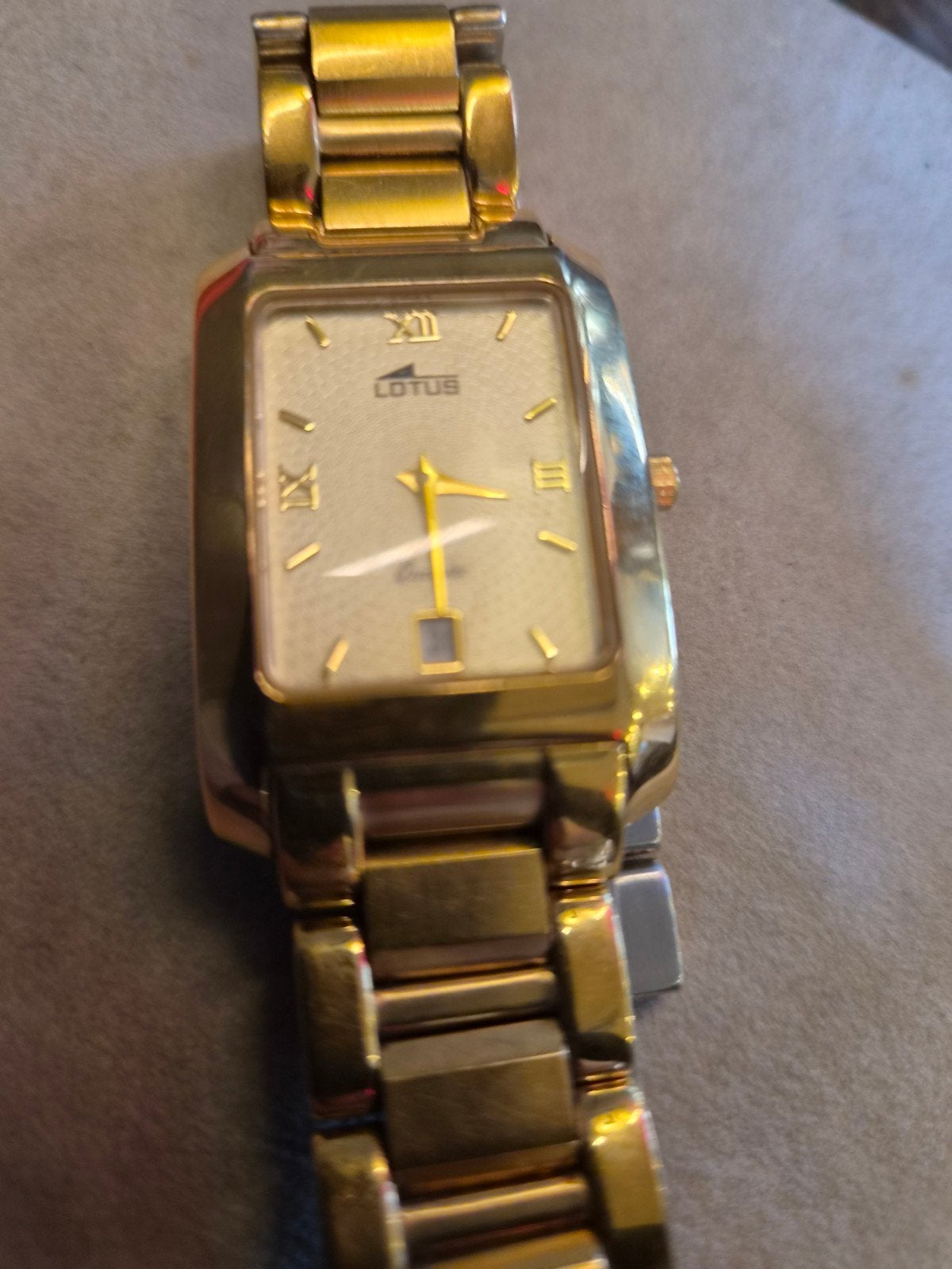LOTUS VERGULD, Handtassen en Accessoires, Antieke sieraden, Ophalen, Verguld
