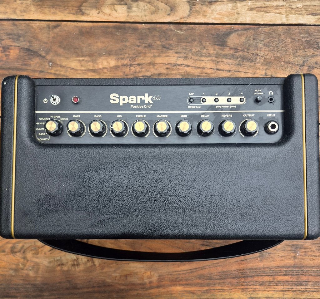 Spark 40 Positive Grid Gitaar Oefenversterker Speaker Zwart, Muziek en Instrumenten, Ophalen, Gebruikt, Gitaar, Minder dan 50 watt