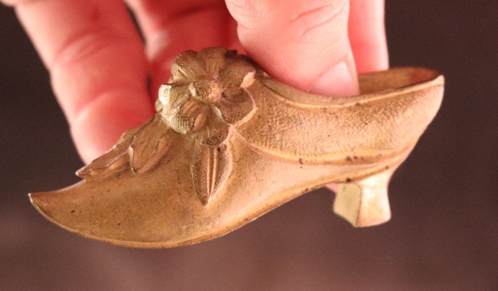 Chaussure en bronze antique, Enlèvement ou Envoi