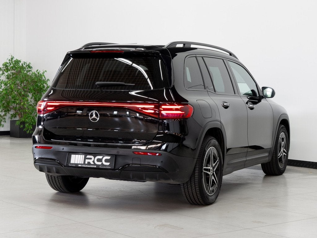 Mercedes-Benz EQB 350 4M AMG Premium Night Distronic+ Burmes, Auto's, Automaat, 215 kW, Alcantara, Zwart