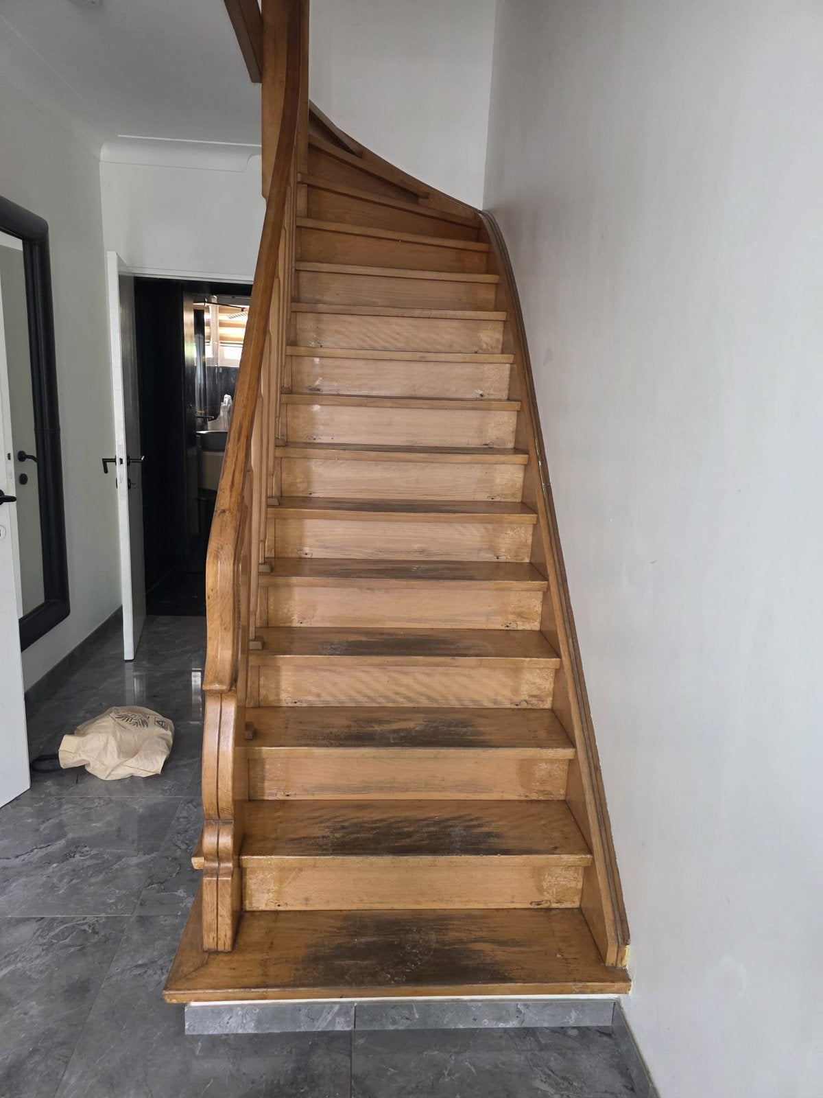 Houten trap met trapleuning, Bricolage & Construction, Échelles & Escaliers, Comme neuf, Escalier, Enlèvement