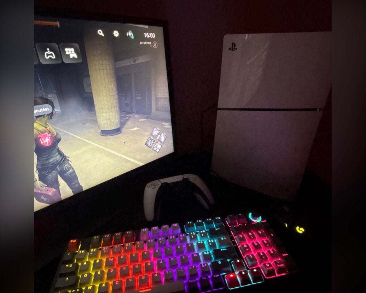 ps5, clavier, souris, Consoles de jeu & Jeux vidéo, Consoles de jeu | Accessoires Autre, Logitech, Enlèvement, Comme neuf
