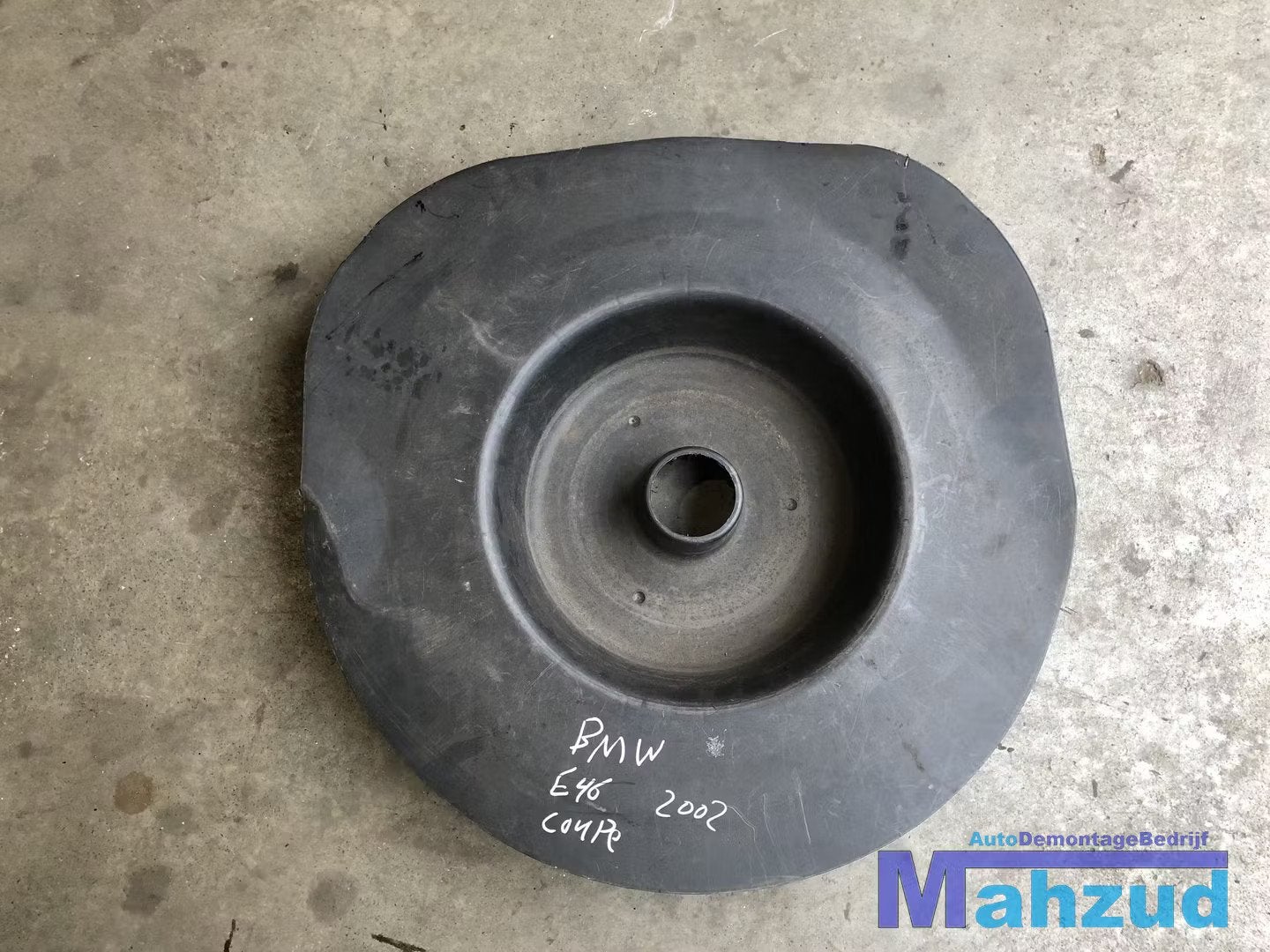 BMW 3 SERIE E46 Reservewiel cover 71111094912, Petuelring 130
80788  Munich, DE, Info@bmw.de, Utilisé, BMW