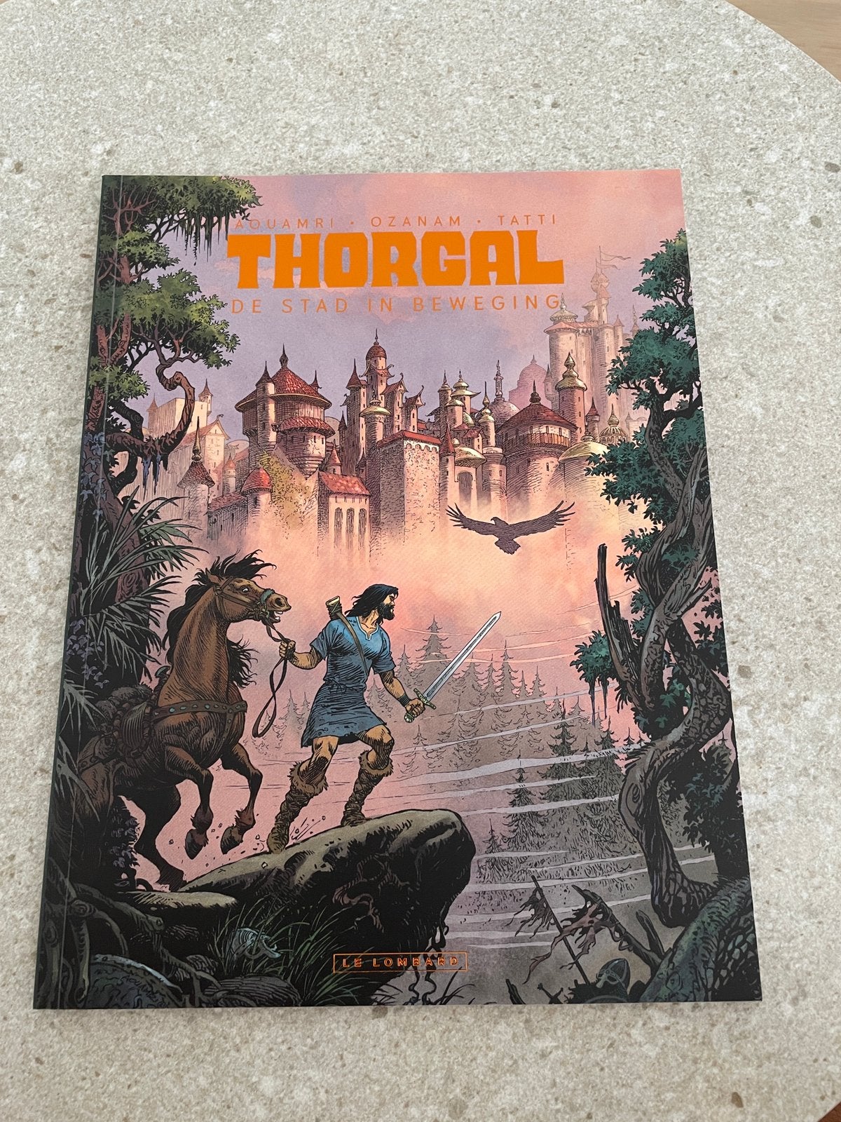 Thorgal Saga – De stad in beweging 5 – nieuw, Eén stripboek, Ophalen of Verzenden, Nieuw