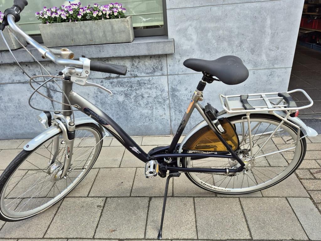 Vélo pour femme en bon état !, Vélos & Vélomoteurs, Vélos | Femmes | Vélos pour femme, Utilisé, Sparta, Vitesses, Enlèvement