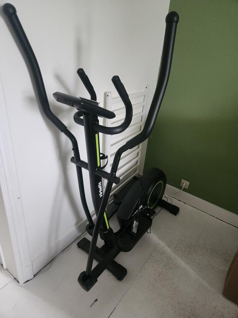 Virtufit iConsole CTR 2.1, Sports & Fitness, Appareils de fitness, Enlèvement, Comme neuf, Jambes, Appareil step