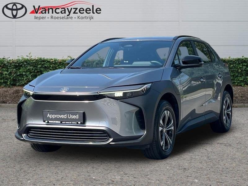 Toyota bZ4X Dynamic+cam+dab+sens achter, Auto's, Toyota, Automaat, Zwart, Emergency brake assist, Elektrisch