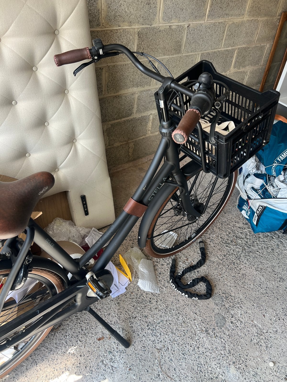Vélo électrique Stella Bikes, Enlèvement, Comme neuf