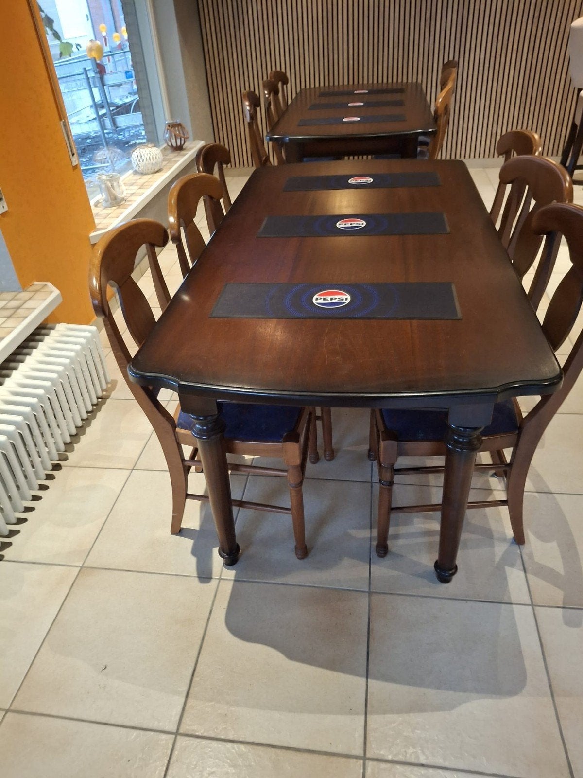 Eetkamer tafel 6 stoelen, Ophalen