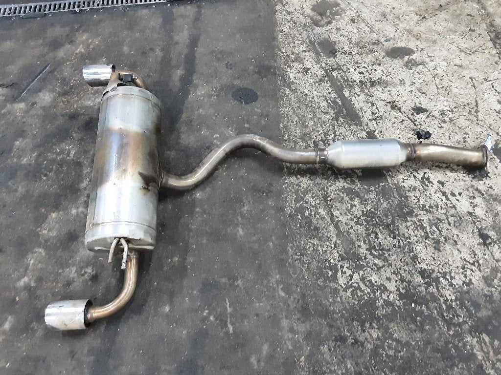 UITLAAT EINDDEMPER Yaris IV (P21 / PA1 / PH1) (31802), Auto-onderdelen, Gebruikt, Kundenbetreuung@toyota.de, Toyota, Toyota-Allee 2
50858  Köln, DE