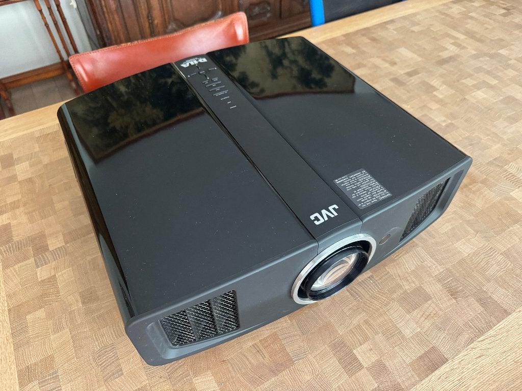 JVC DLA-HD100 - Legendarische D-ILA projector - 644 uur, Audio, Tv en Foto, Beamers, Gebruikt, LCOS, Full HD (1080), Ophalen
