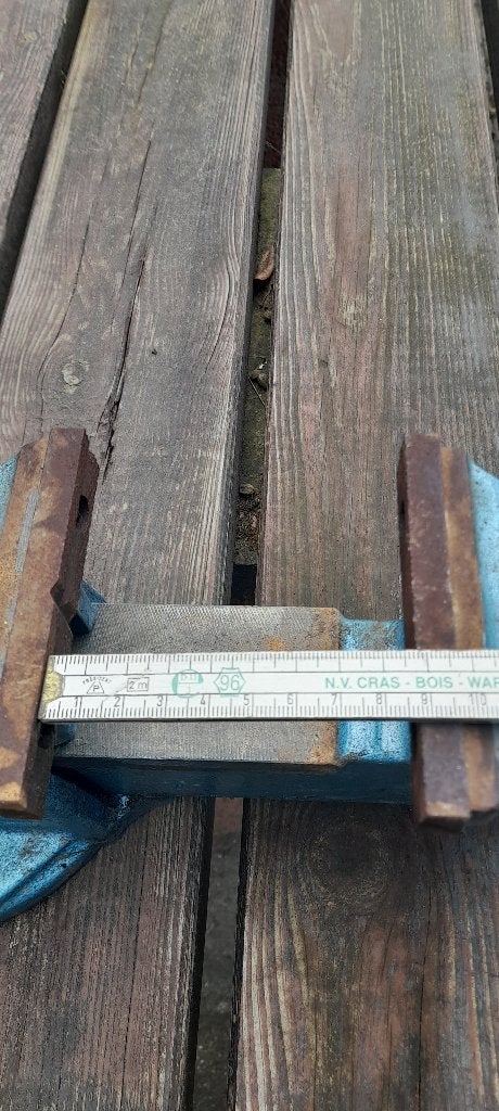 Étau d'établi, Enlèvement ou Envoi, Utilisé, Moins de 70 cm, Étau