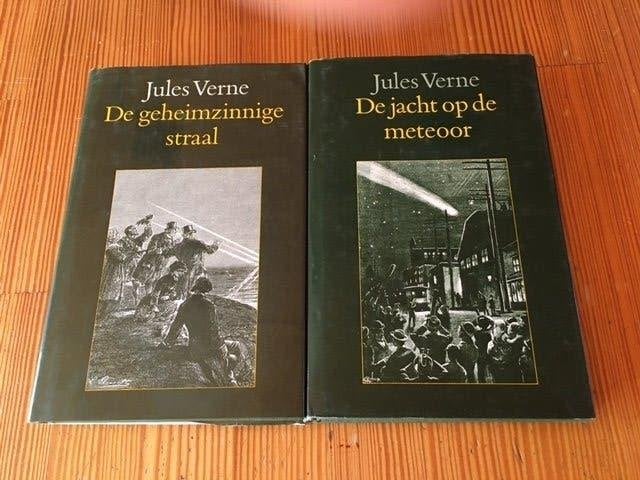 Jules Verne 2 boeken, Boeken, Avontuur en Actie, Ophalen of Verzenden, Jules Verne