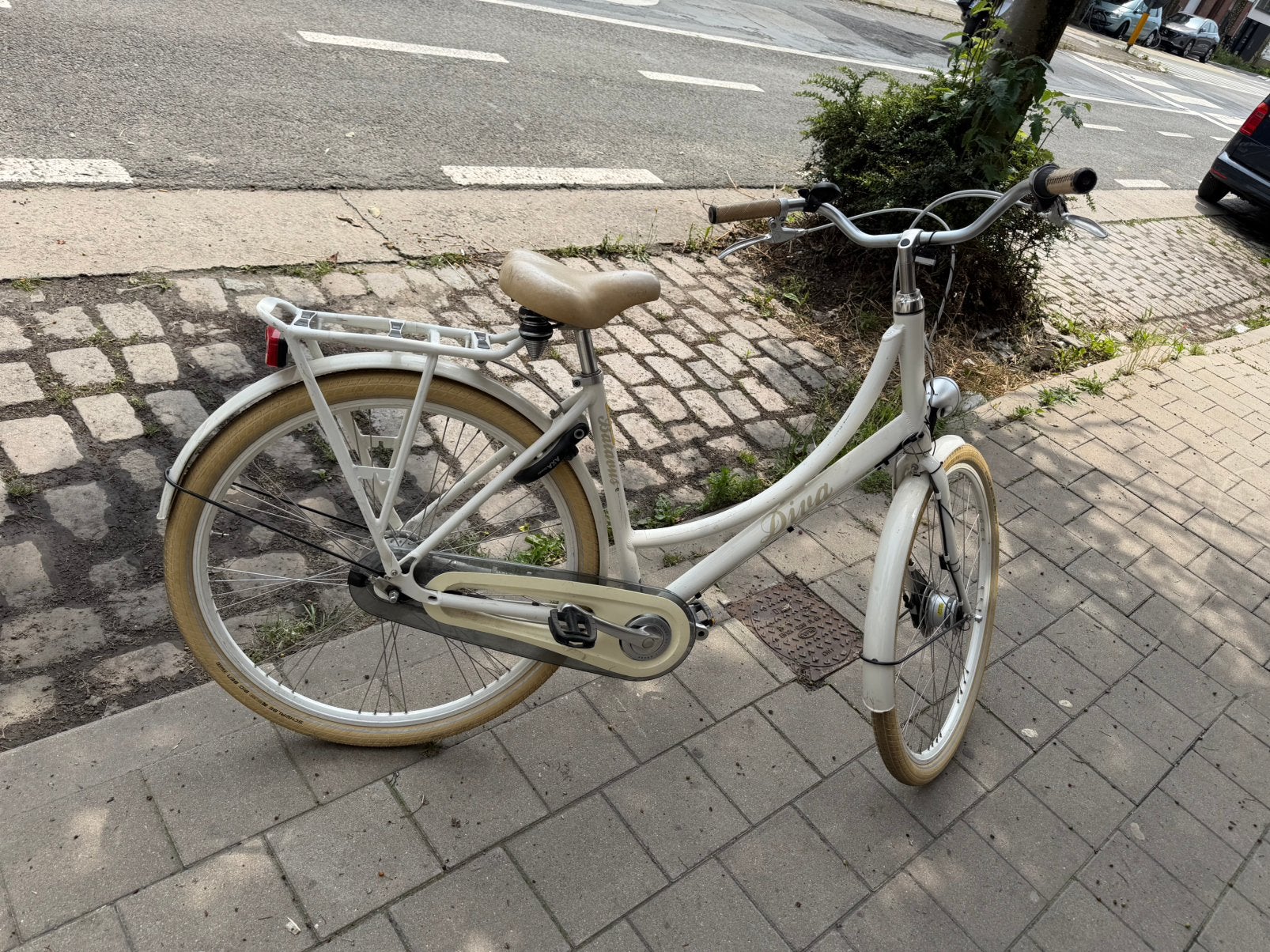 Rijklaar batavus met nieuwe banden, Enlèvement, Comme neuf, Batavus