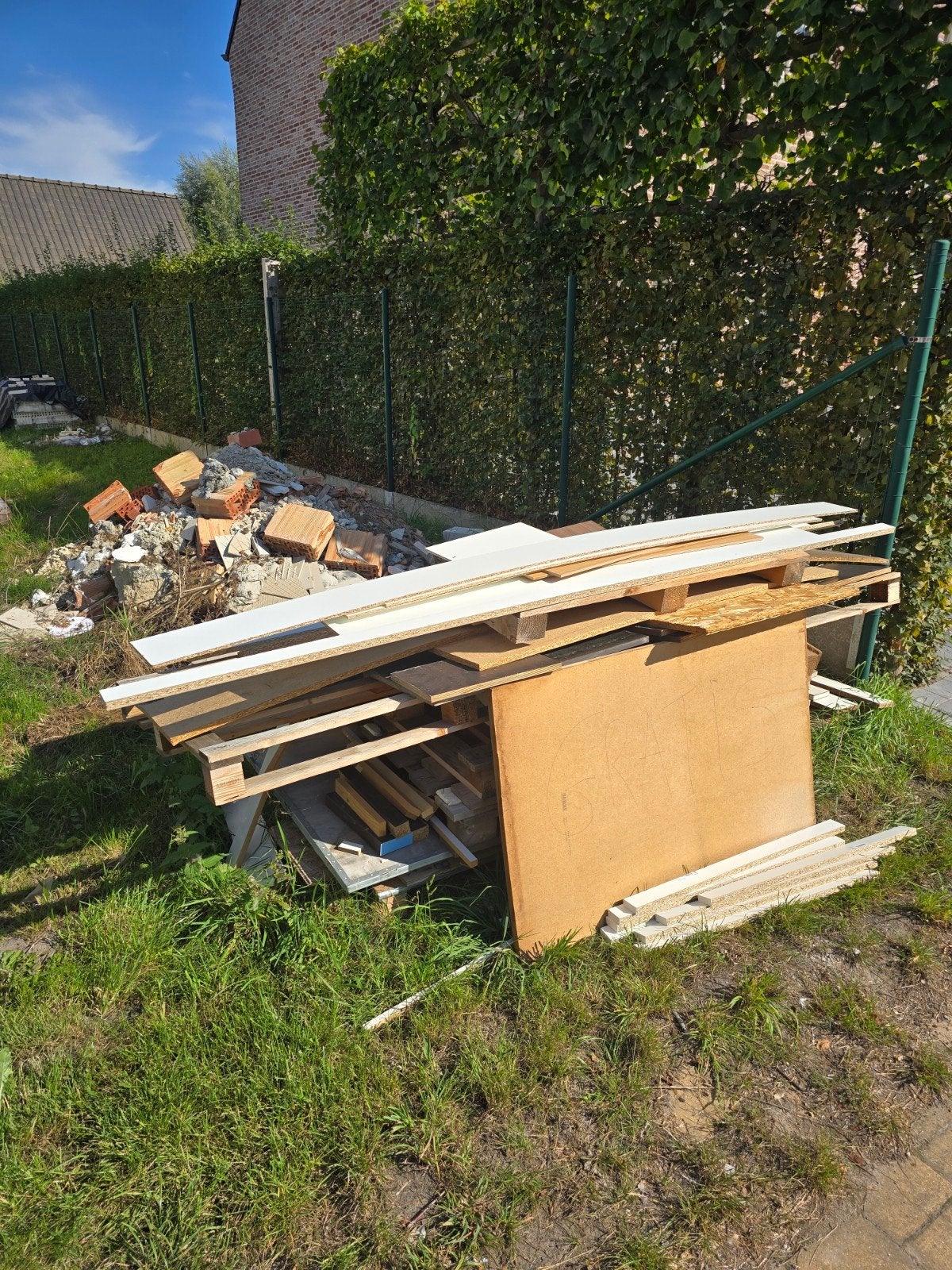 Gratis hout op te halen - Regio Aalst