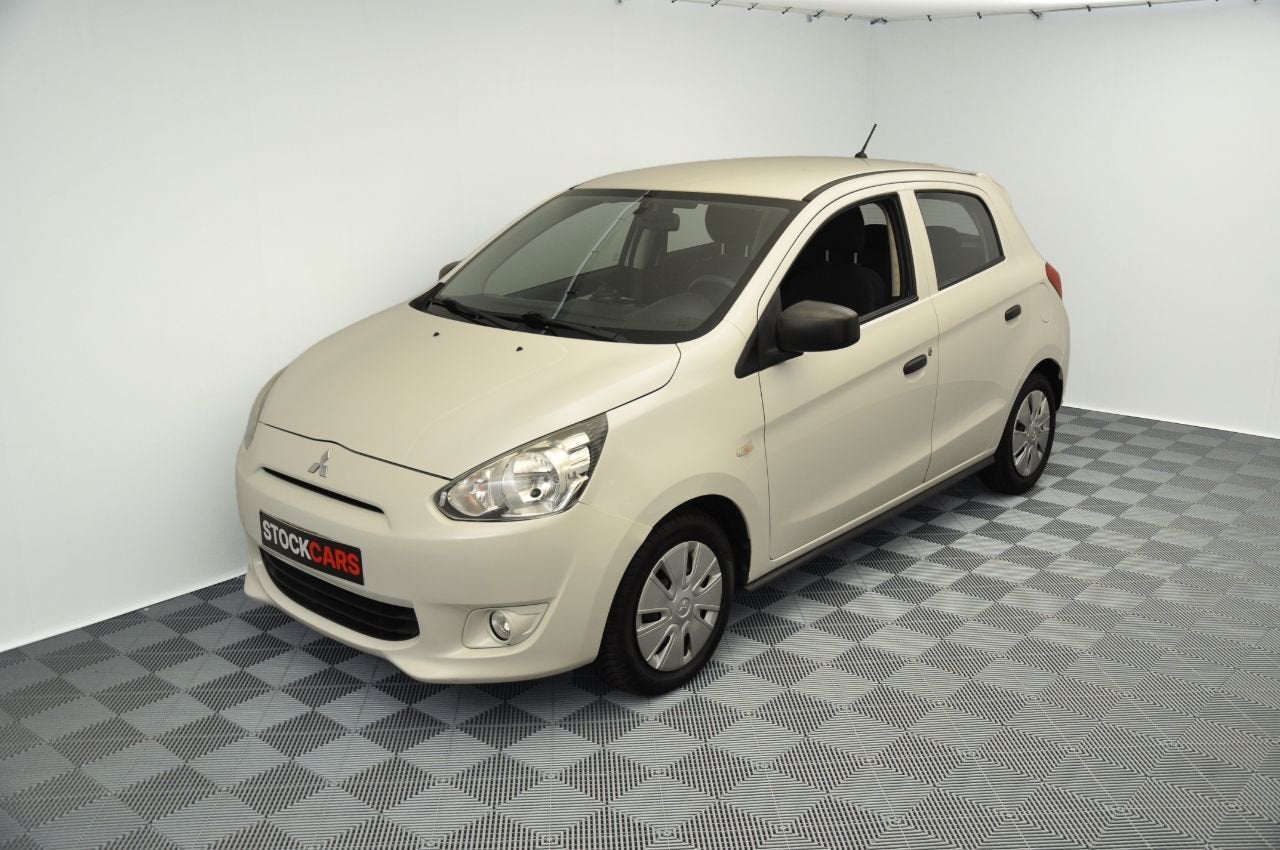 Mitsubishi Space Star Premium (bj 2015), Auto's, Voorwielaandrijving, Stof, Gebruikt, Euro 6