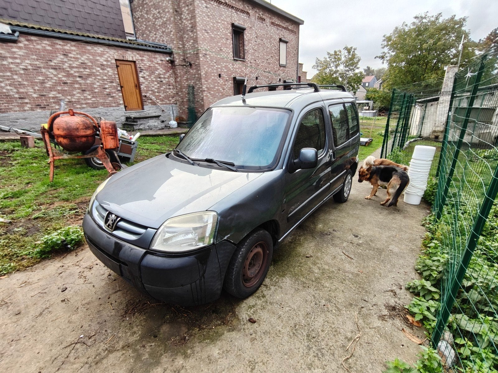 Peugeot partner 1.6 hdi 5 places de 2006, Autos, Achat, Air conditionné, Automatique, Particulier