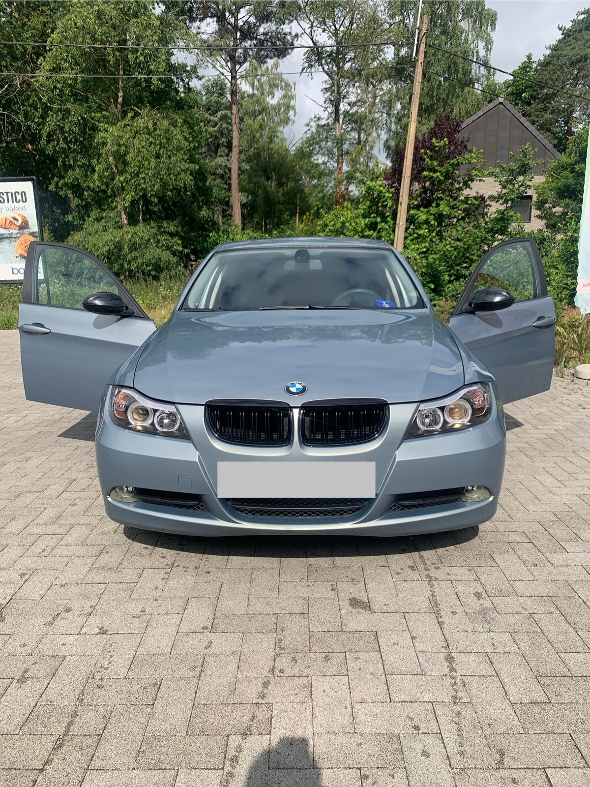 BMW 320 i benzine automaat Met keuring voor verkoop, Auto's, Automaat, Achterwielaandrijving, Zwart, Particulier