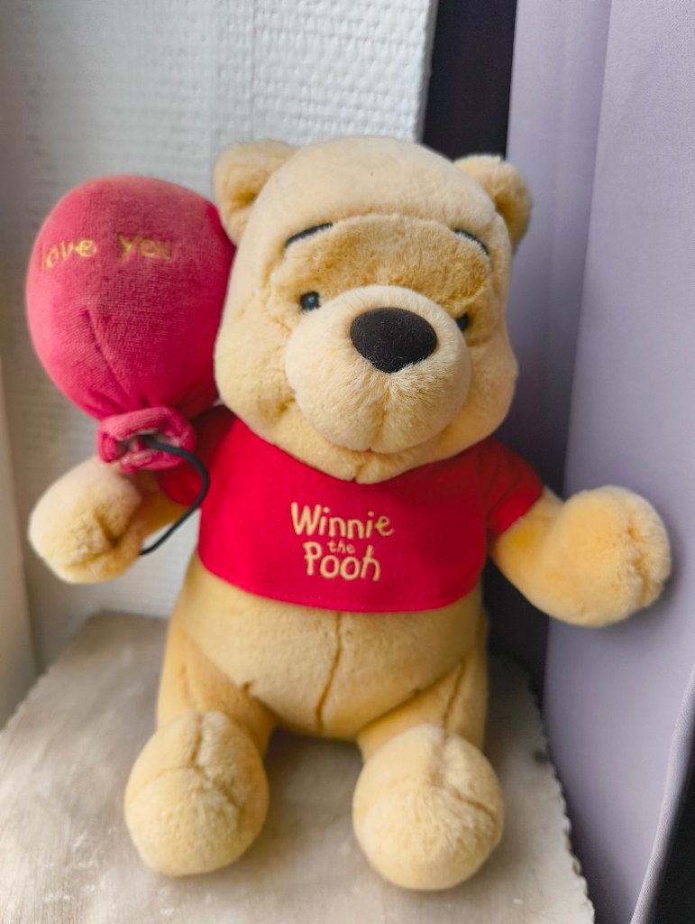 Vintage Disney Winnie the Pooh Knuffel met Hart Ballon, Verzamelen, Ophalen, Winnie de Poeh of vrienden, Zo goed als nieuw, Knuffel