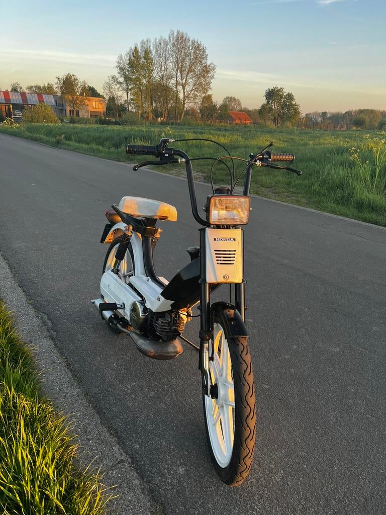 Honda camino b klasse waarde peiling, Ophalen, Zo goed als nieuw