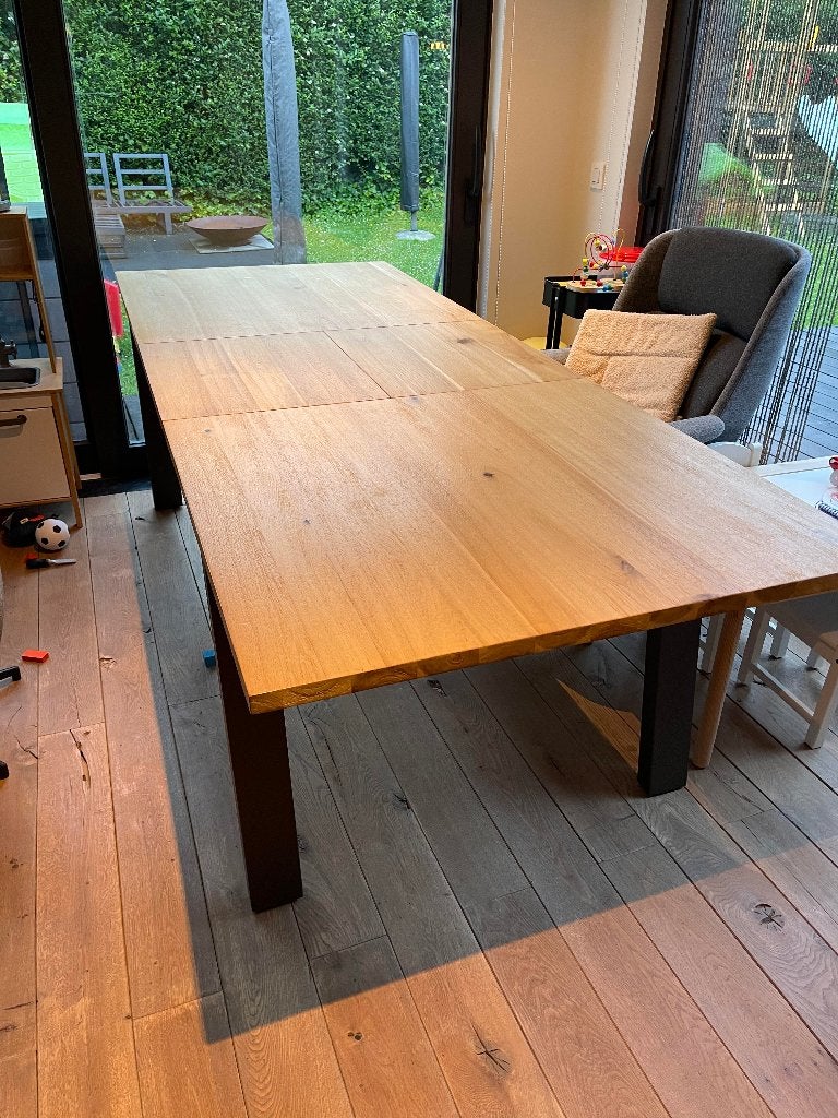 Mooie houten tafel XOOON, Huis en Inrichting, Tafels | Eettafels, Zo goed als nieuw, 100 tot 150 cm, 200 cm of meer, Vijf personen of meer